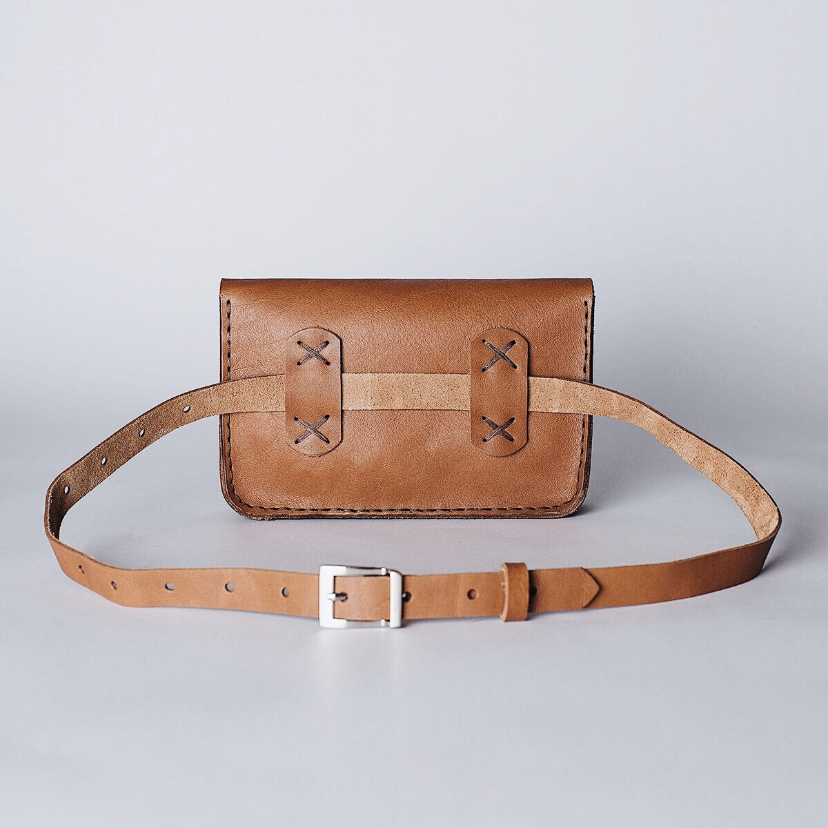 BELT BAG / TAN